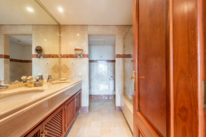 e2d238188134856fc97f086d6ac71e59 - 22