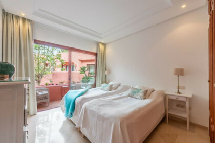 e2d238188134856fc97f086d6ac71e59 - 25