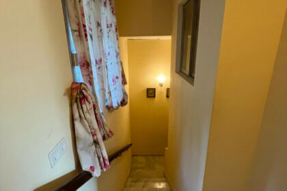 e2e1bf3779b6bb588469bc047d82b1d7 - 12