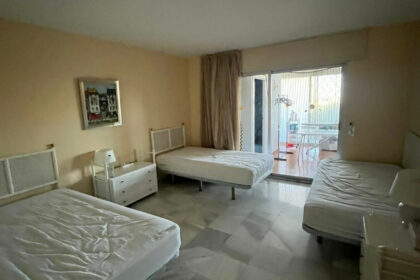 e2e1bf3779b6bb588469bc047d82b1d7 - 9