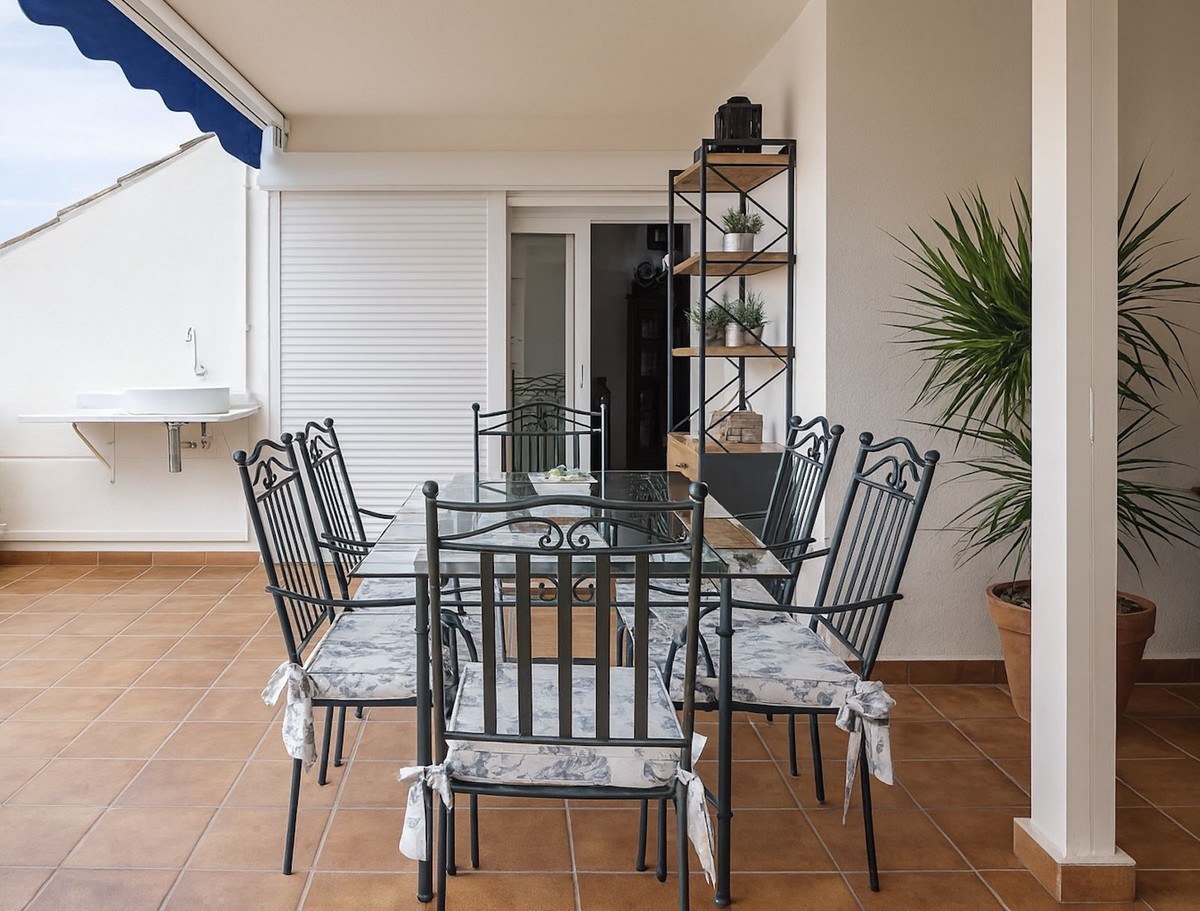 e3f63df25a3ff3152a93529a743861c4 - 21