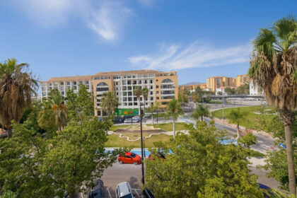 e3f63df25a3ff3152a93529a743861c4 - 28