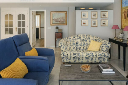 e3f63df25a3ff3152a93529a743861c4 - 7