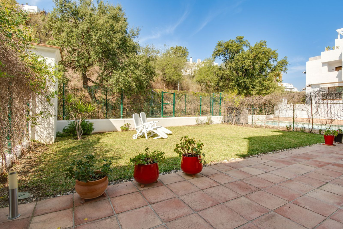 e43f96aa2312674238611199b654f74a - 14