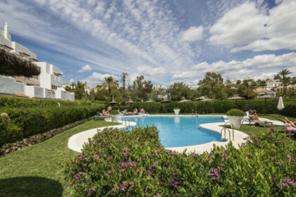 e43f96aa2312674238611199b654f74a - 24