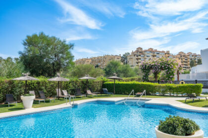 e43f96aa2312674238611199b654f74a - 25