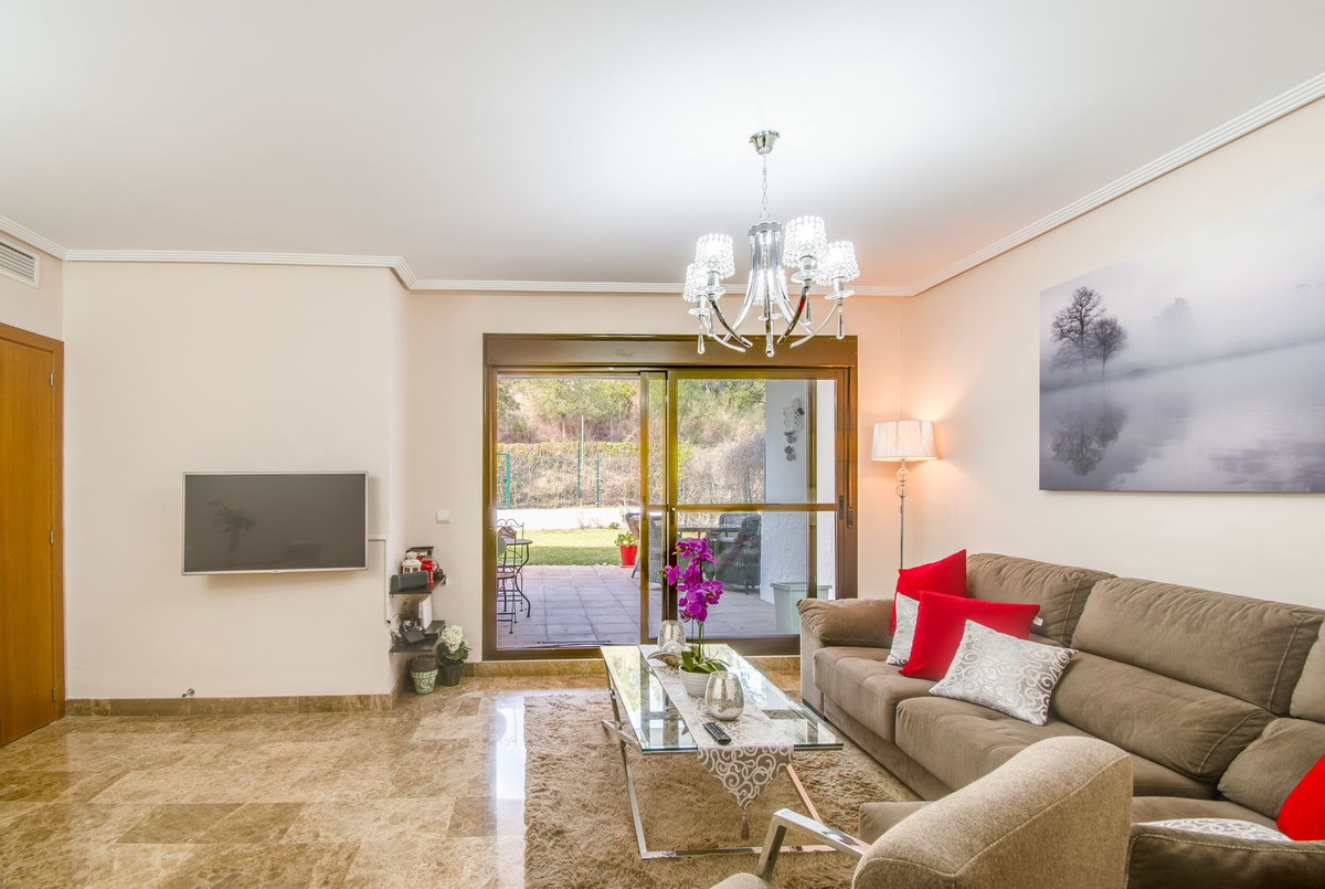 e43f96aa2312674238611199b654f74a - 4