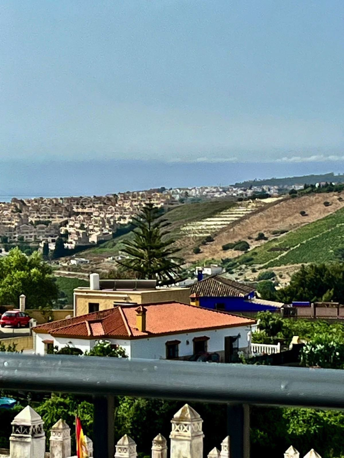 e52727fdd6082d04a64f127f9bb537be - 51