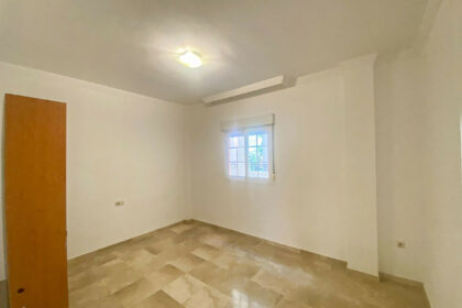 e5348b846aebec944ff0dfe8c878d06f - 14