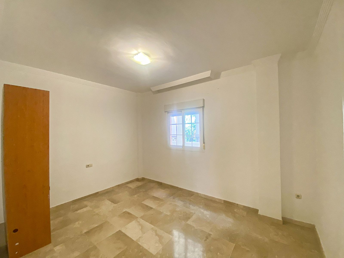 e5348b846aebec944ff0dfe8c878d06f - 14