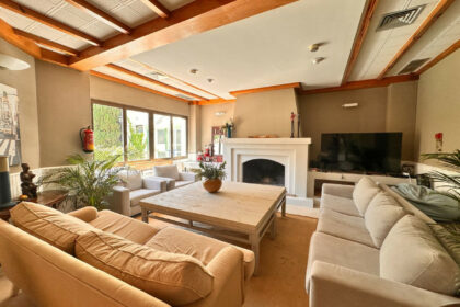 e5bade17fe581046b9ffec275bf11ceb - 15