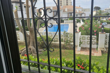 e61f4d0d9c0c5ba47d927ce5e2c02da8 - 15