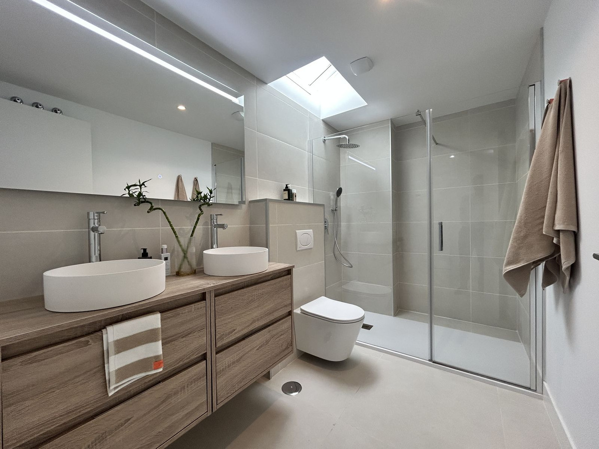 e6e48f582fe7020a60f56433ee5a5c76 - 22