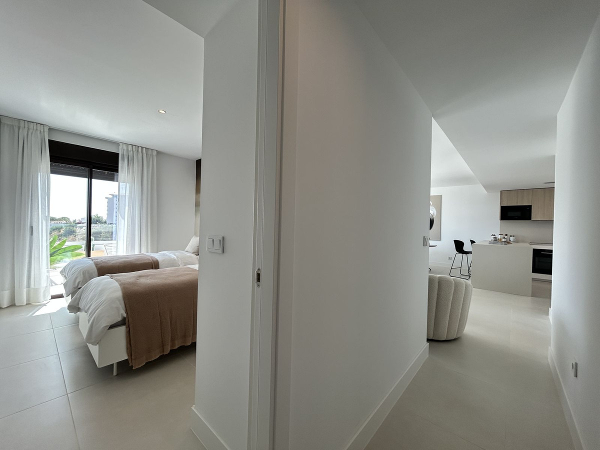 e6e48f582fe7020a60f56433ee5a5c76 - 32