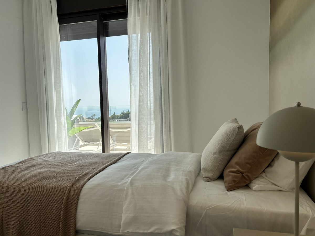 e6e48f582fe7020a60f56433ee5a5c76 - 35