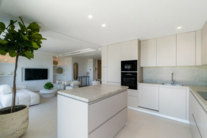 e79b4c652b6e941e41bd6be91a16f56f - 14