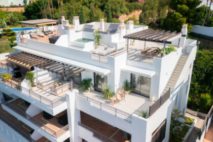 e79b4c652b6e941e41bd6be91a16f56f - 31