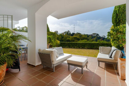 e7b3ea332461863108861386b7c5c056 - 1