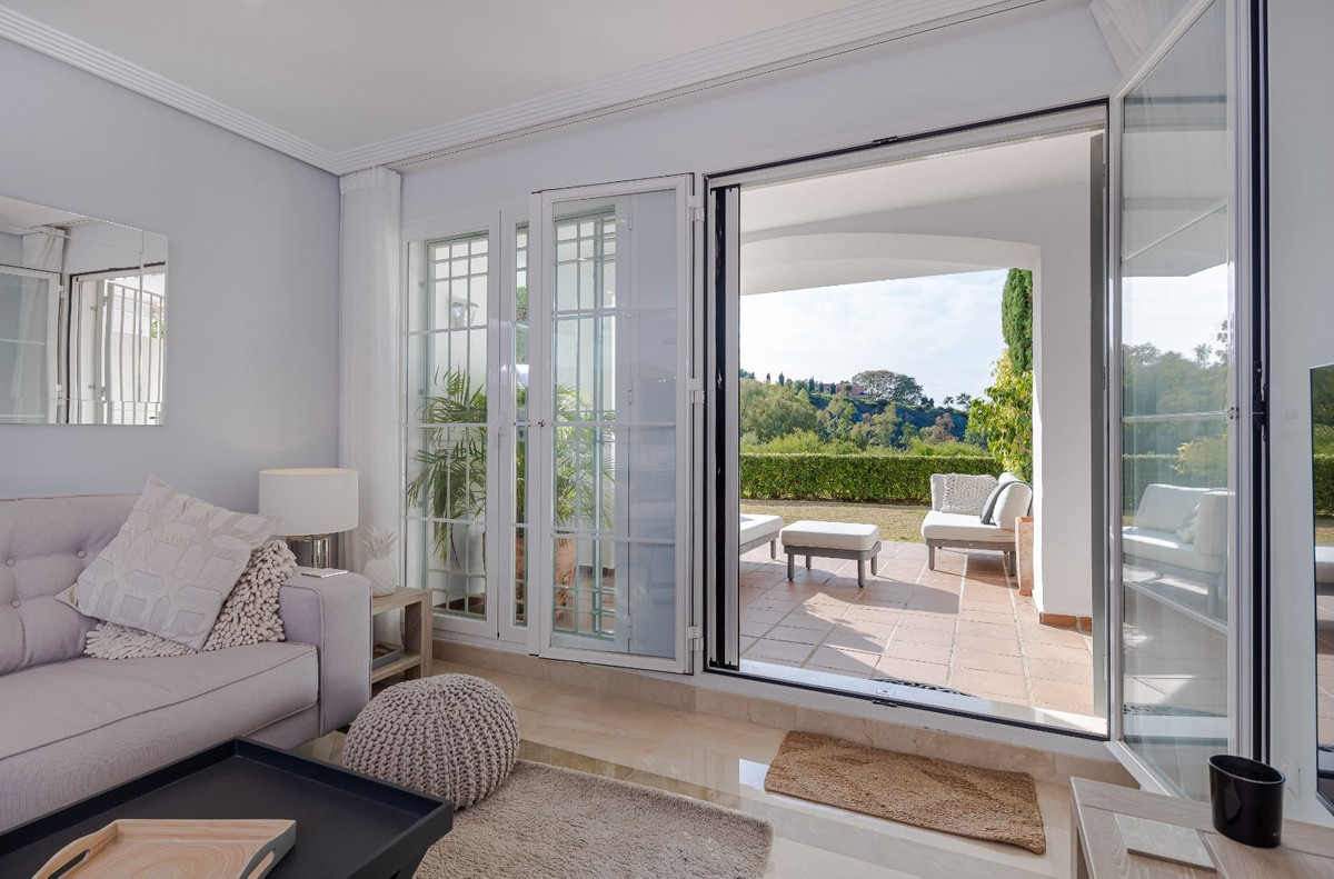 e7b3ea332461863108861386b7c5c056 - 3