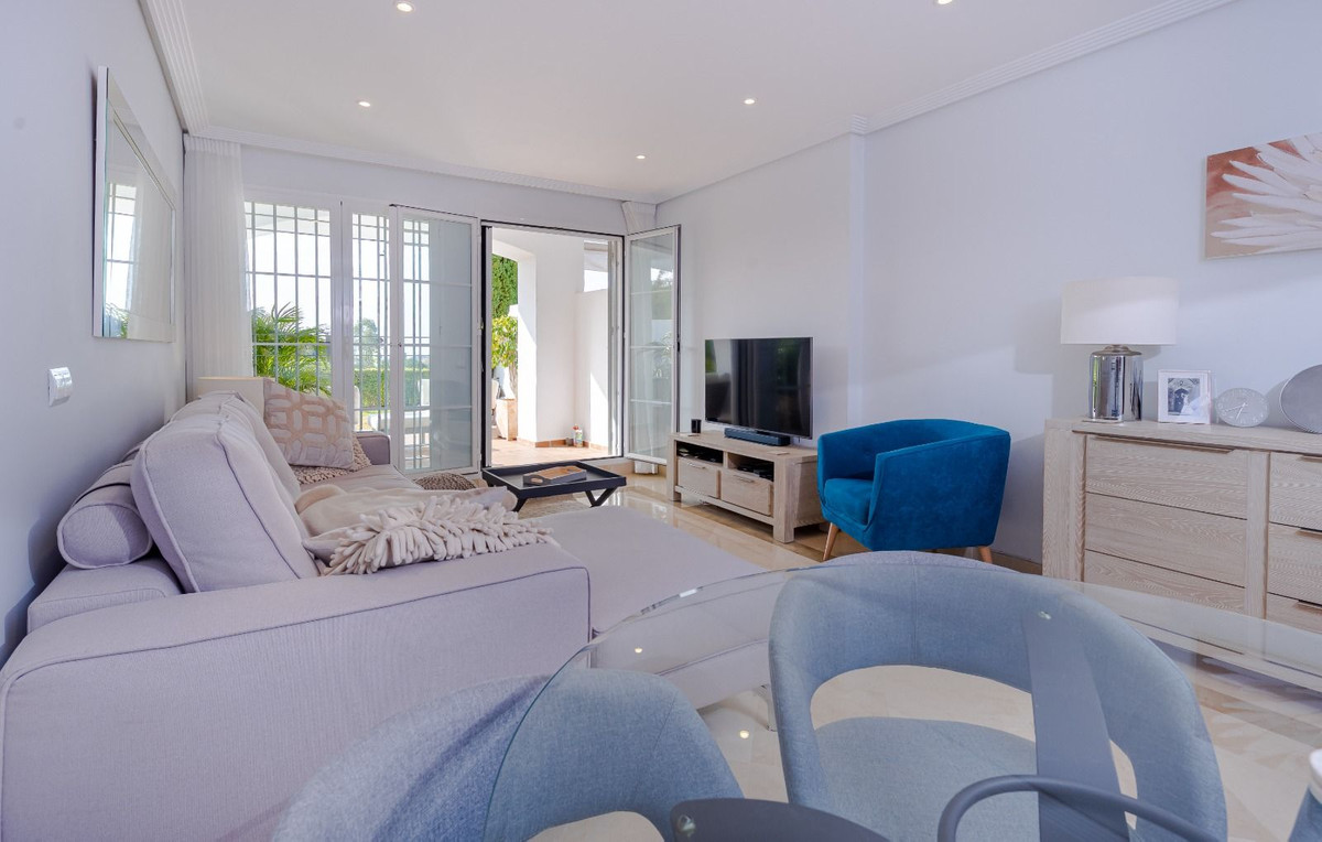 e7b3ea332461863108861386b7c5c056 - 4