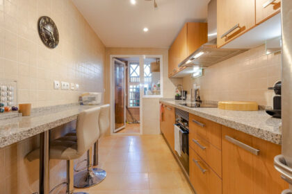 e7b3ea332461863108861386b7c5c056 - 5