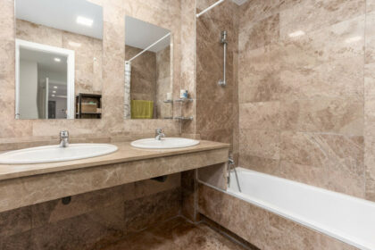 e7eb0754acbbb8f83257159243f71c0c - 26