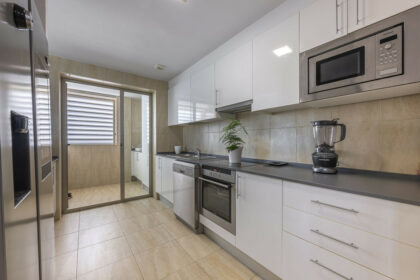 e7ffb4f4929f51a572144cd930d0d809 - 11