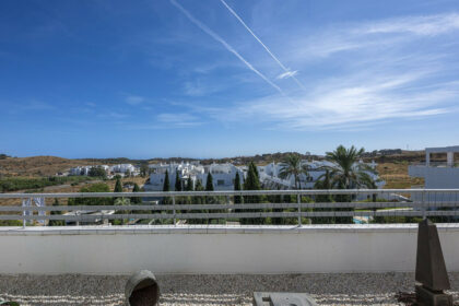 e7ffb4f4929f51a572144cd930d0d809 - 19