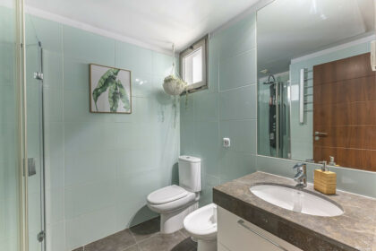 e7ffb4f4929f51a572144cd930d0d809 - 38