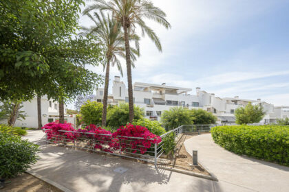 e7ffb4f4929f51a572144cd930d0d809 - 48