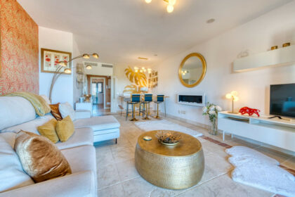 e8293ff35938156c270531d61efd5671 - 20