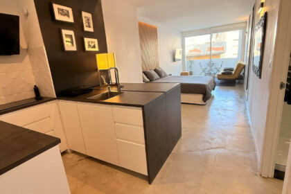 e8a25ed12890ce563ff60678b53174dd - 12