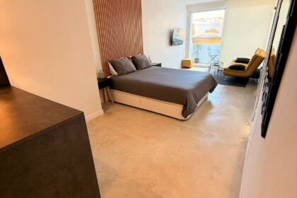 e8a25ed12890ce563ff60678b53174dd - 13