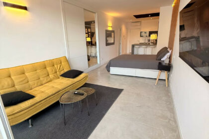 e8a25ed12890ce563ff60678b53174dd - 15