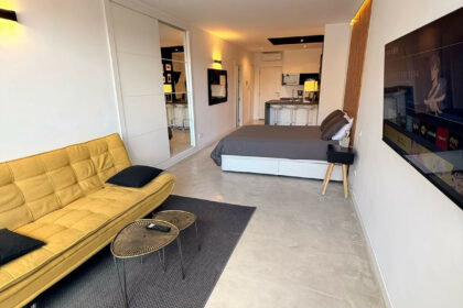 e8a25ed12890ce563ff60678b53174dd - 2