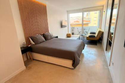 e8a25ed12890ce563ff60678b53174dd - 22