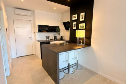 e8a25ed12890ce563ff60678b53174dd - 8