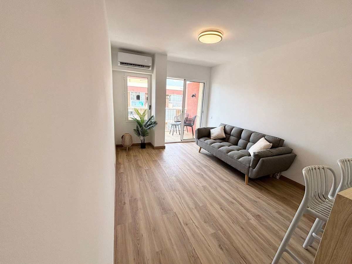 e8cf21dac755081bb1dbdb75ed5c12ef - 14