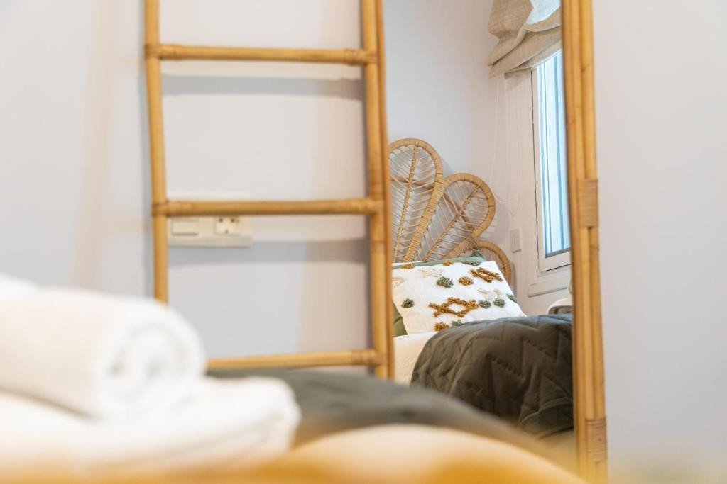 e94996c8495fc2c00c0676f98d3e5ea9 - 21