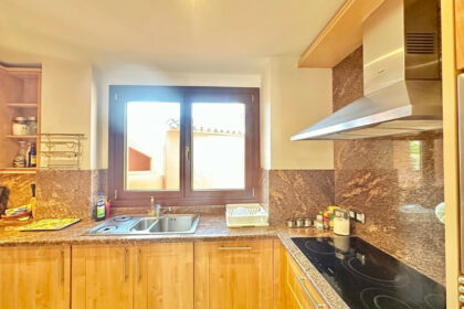 e9628b490a105237f7754ddbe5204afd - 10