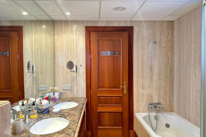 e9628b490a105237f7754ddbe5204afd - 16