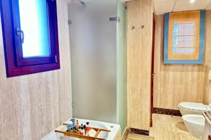 e9628b490a105237f7754ddbe5204afd - 17