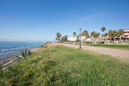 e9628b490a105237f7754ddbe5204afd - 30