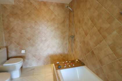 eae2bb413a67180b26dbd1cafa99519d - 13