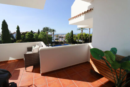 eae2bb413a67180b26dbd1cafa99519d - 14