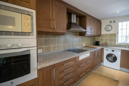 eae2bb413a67180b26dbd1cafa99519d - 23