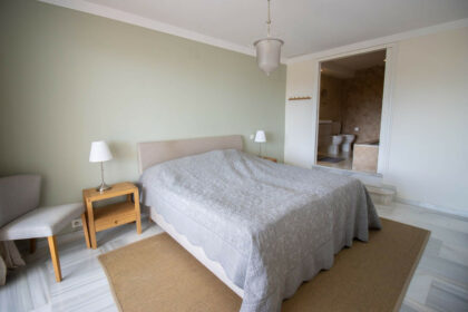 eae2bb413a67180b26dbd1cafa99519d - 9