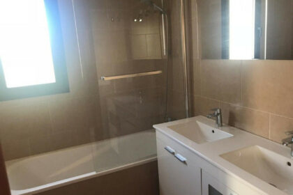 eb0c60043cb94a53e8b894323b12fc66 - 14