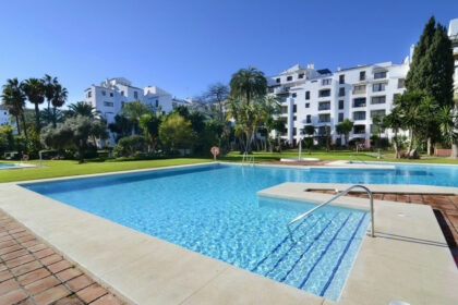 eb89ae7143d3b0656061cdfc0239e2e5 - 17