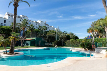 eb89ae7143d3b0656061cdfc0239e2e5 - 18